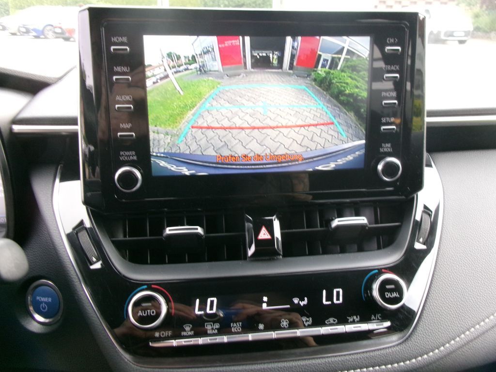 Toyota Corolla 1.8 Hybrid TS Comfort - Samsaru's Car Outlet