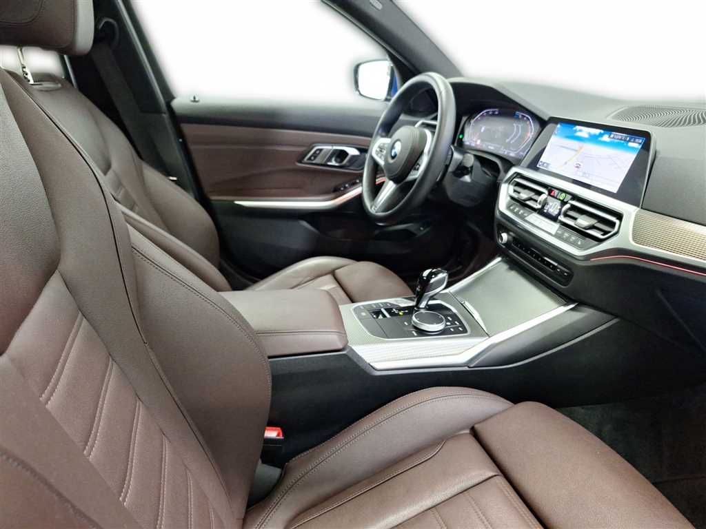 BMW 320d Touring M Sport Steptronic - Samsaru's Car Outlet