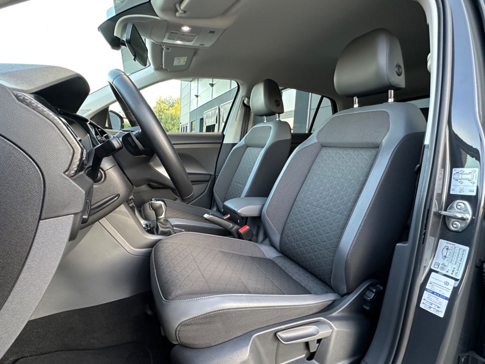 Volkswagen T-Cross DSG Style - Samsaru's Car Outlet