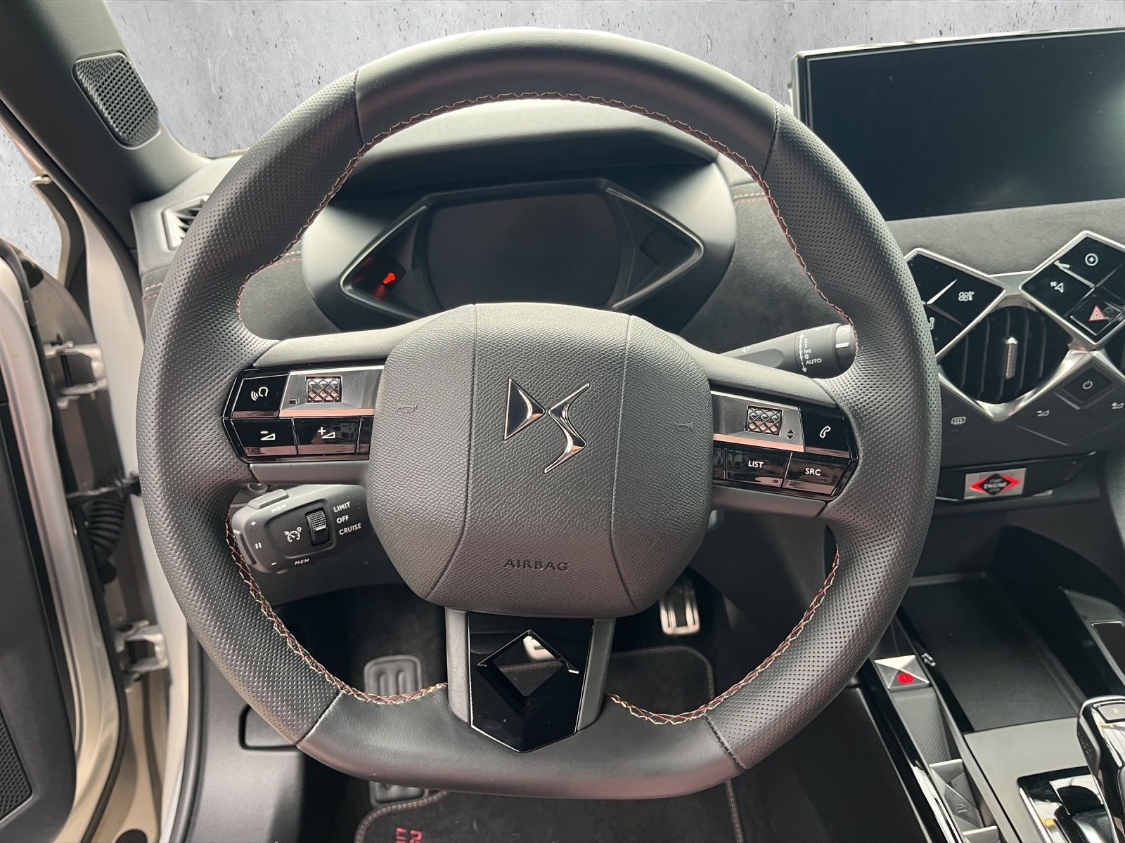 DS Automobiles DS3 E-Tense Perf.Line NAVI, HUD,PDC