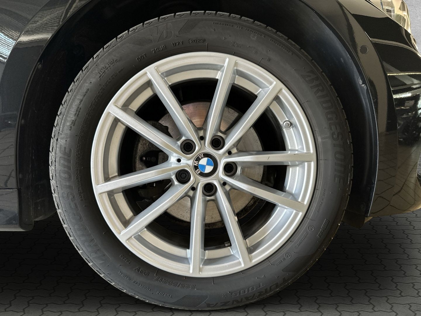 BMW 320 d xDrive - Samsaru's Car Outlet