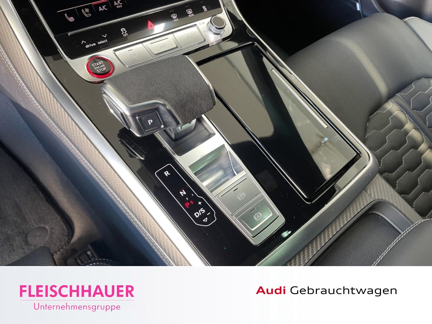 Audi RSQ8 SUV performance tiptronic