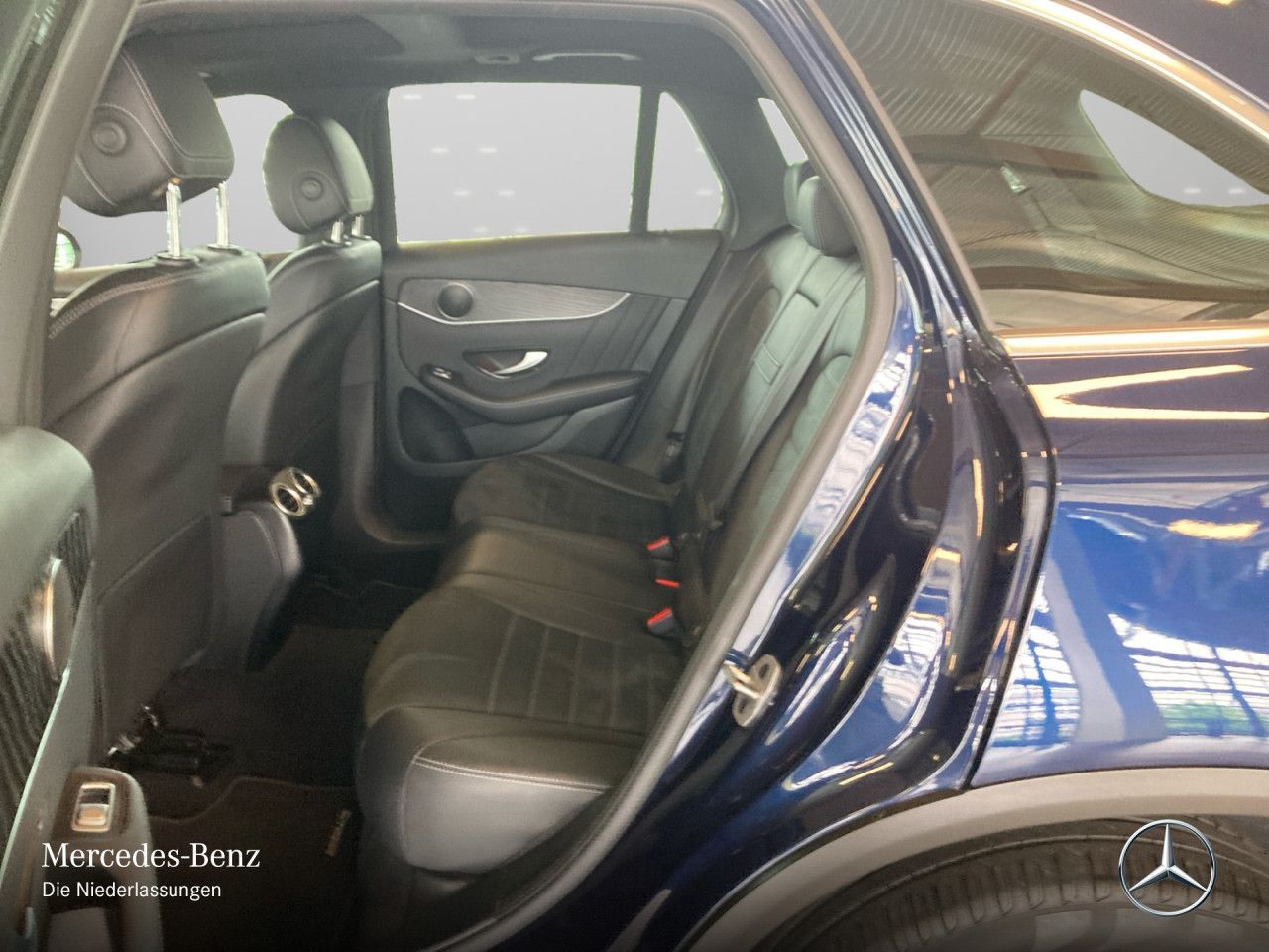 Mercedes-Benz GLC 300 e 4M AMG - Samsaru's Car Outlet