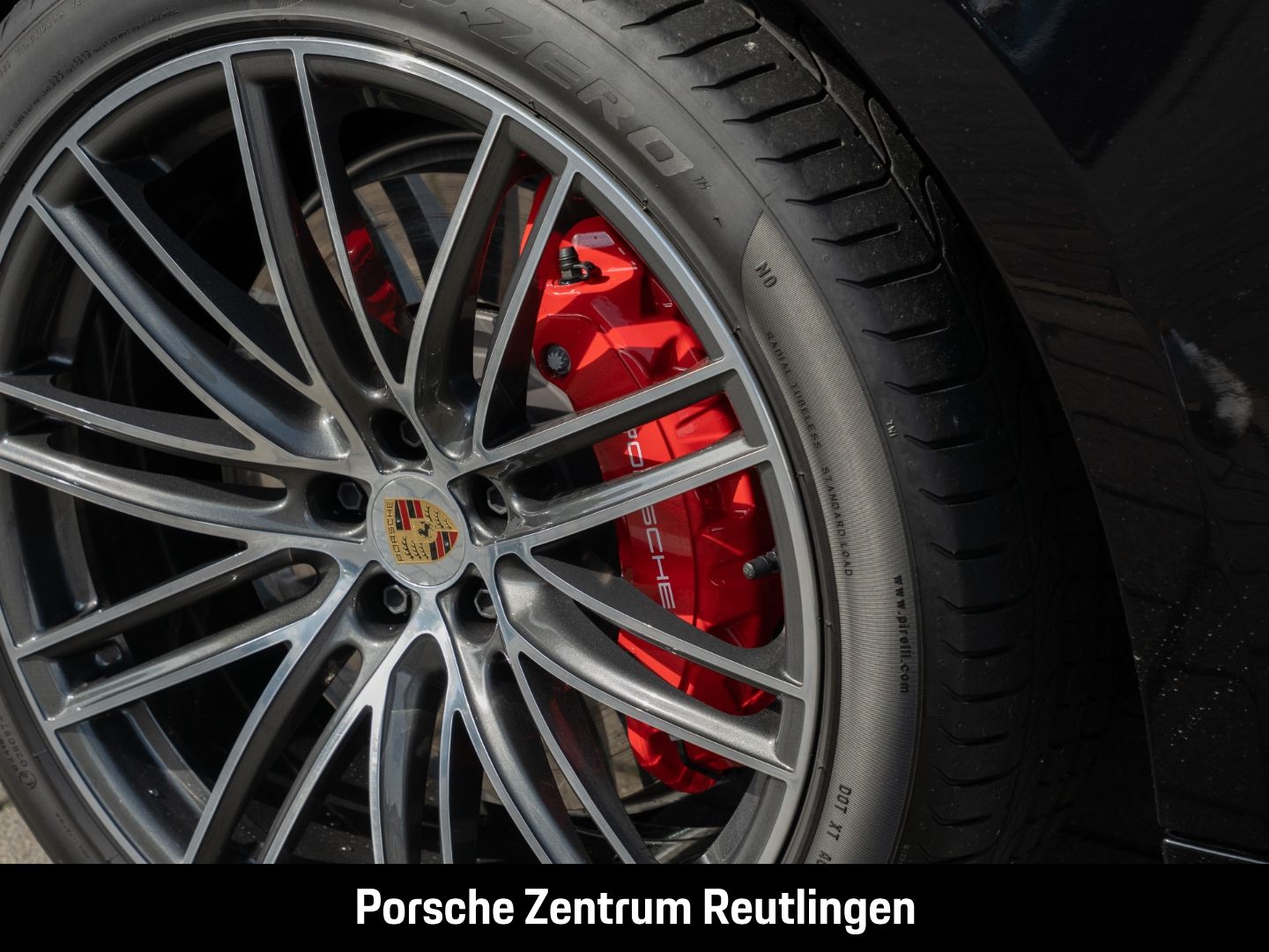 Porsche Macan GTS Panorama Surround-View Luftfederung