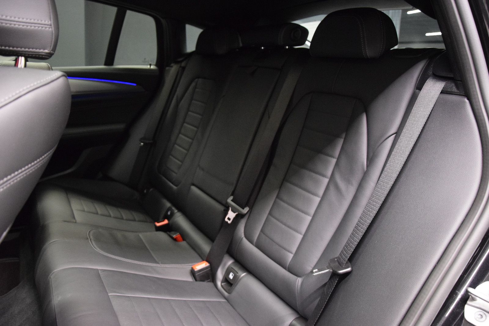 BMW X4 xDrive 30 d M Sport ACC Pano Leder AHK STHZ