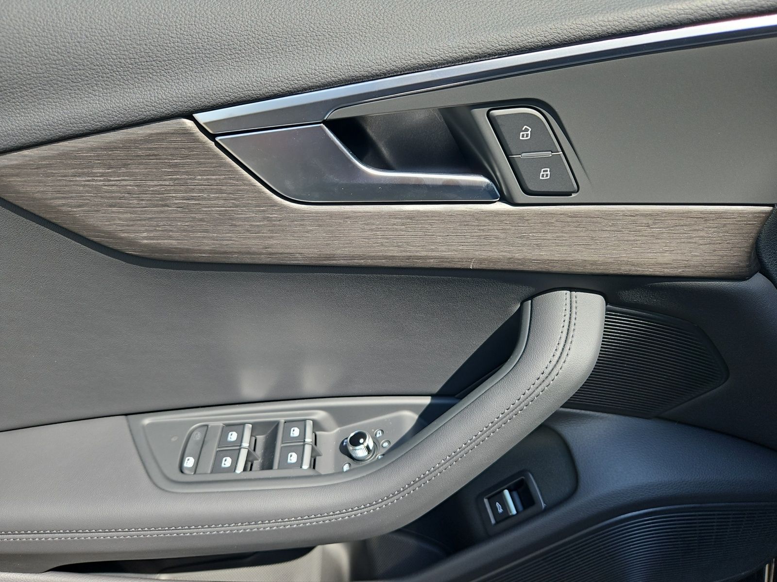 Audi A4 allroad 40 TDI S tronic quattro AHK B&O Matri