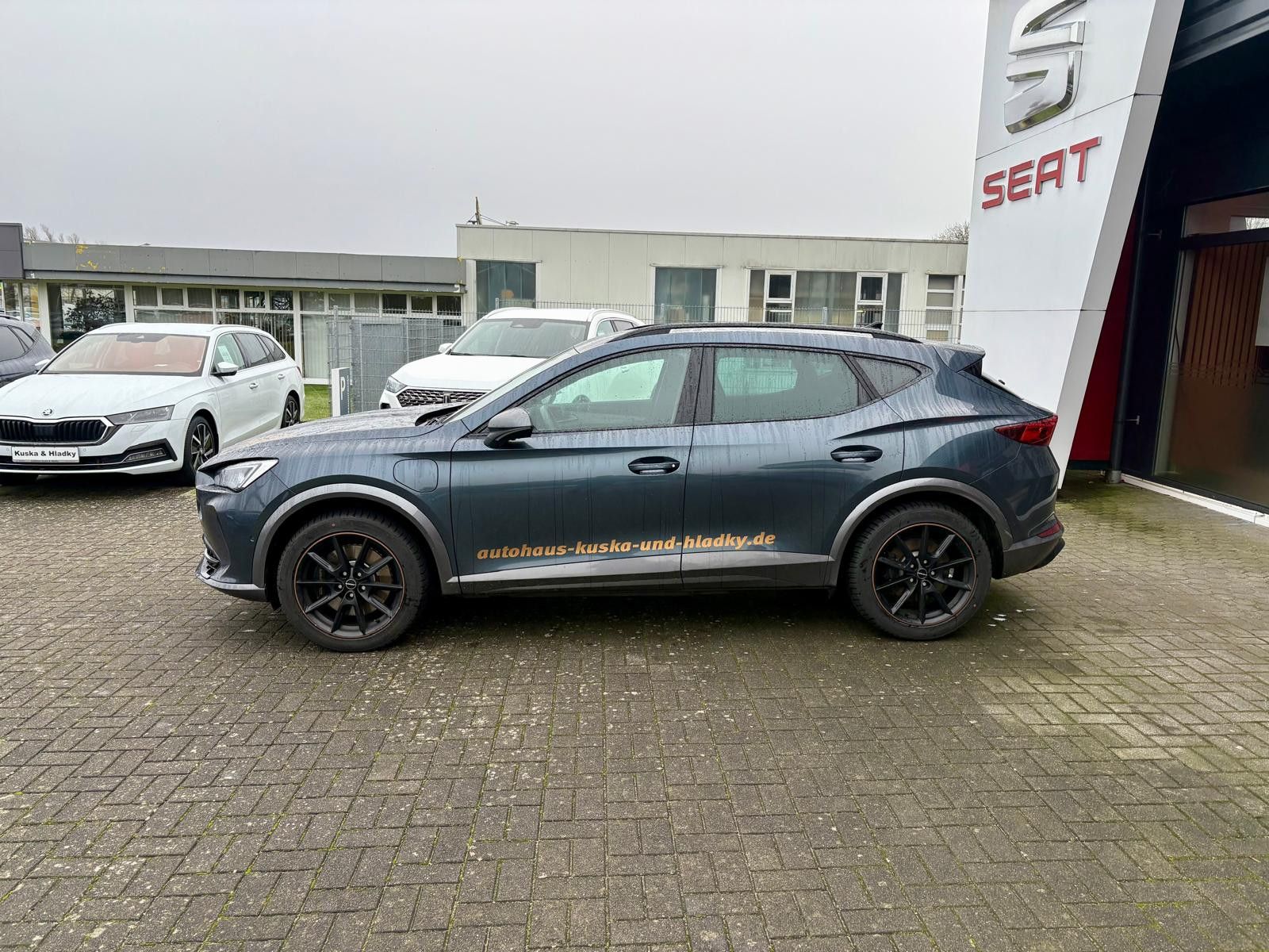 Cupra Formentor 1.4 e-HYBRID VZ DSG - Samsaru's Car Outlet