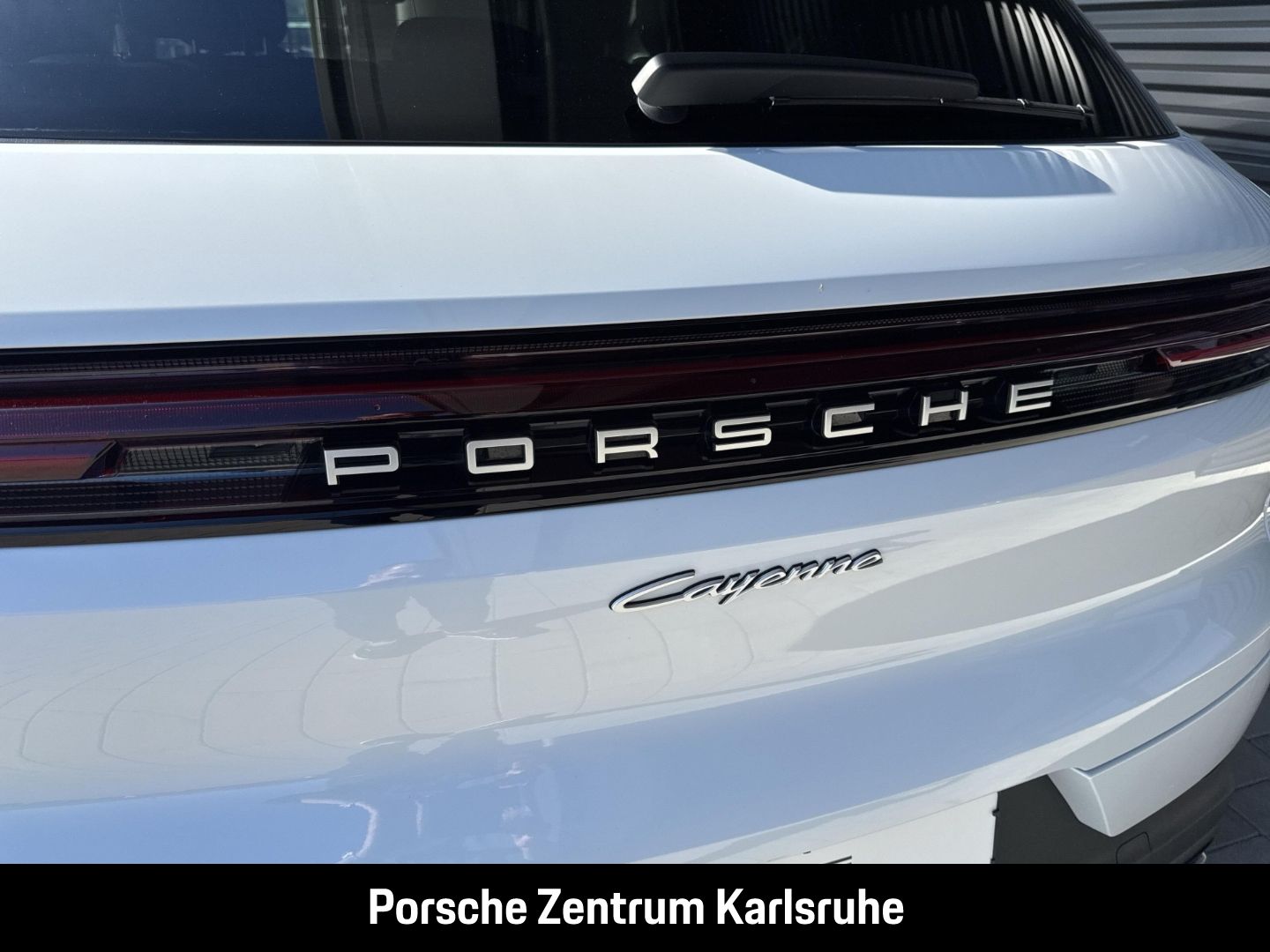 Porsche Cayenne E-Hybrid BOSE Luftfederung InnoDrive LED