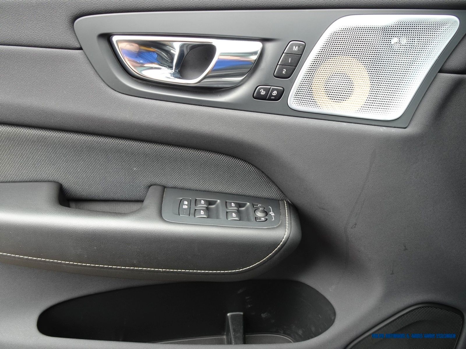 Volvo KEIN 180km/h XC60 T8 AWD Polestar Engineered
