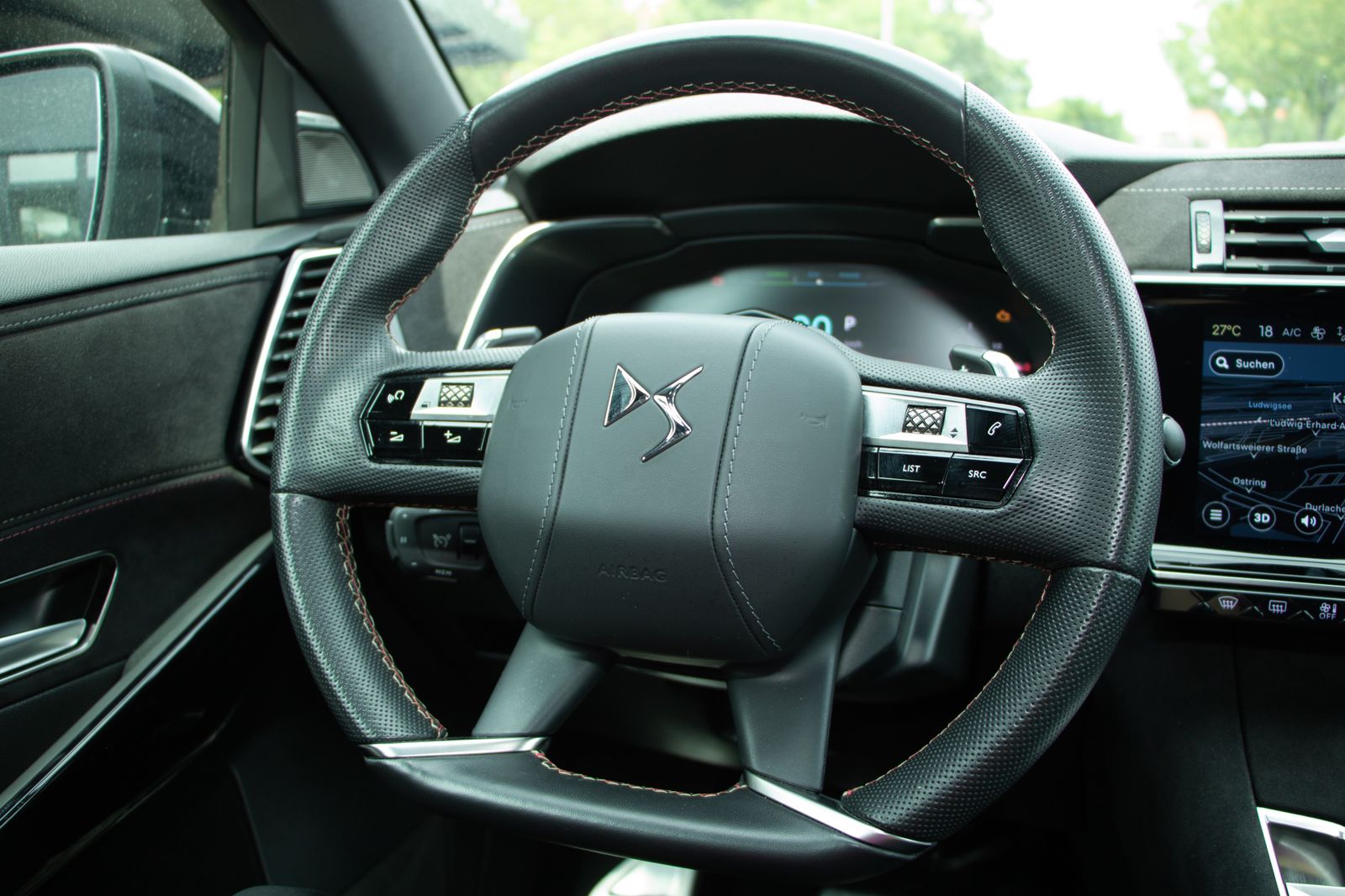 DS Automobiles DS7 Crossback Hybrid 4x4 Performance Line+ Sound