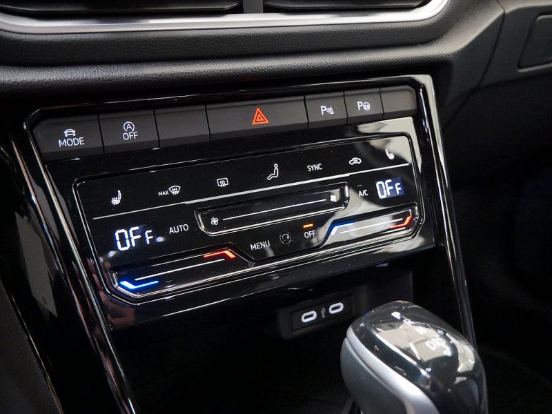 Volkswagen T-Roc 2.0 TDI R-Line - Samsaru's Car Outlet