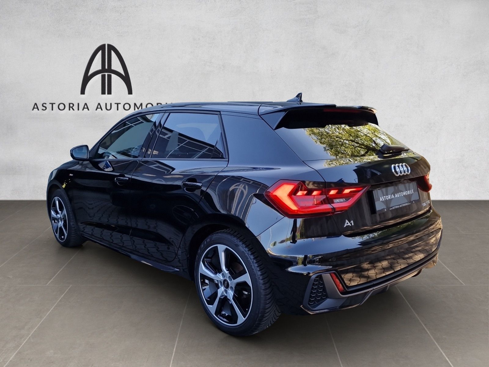 Audi A1 30 Sportback S-line - Samsaru's Car Outlet