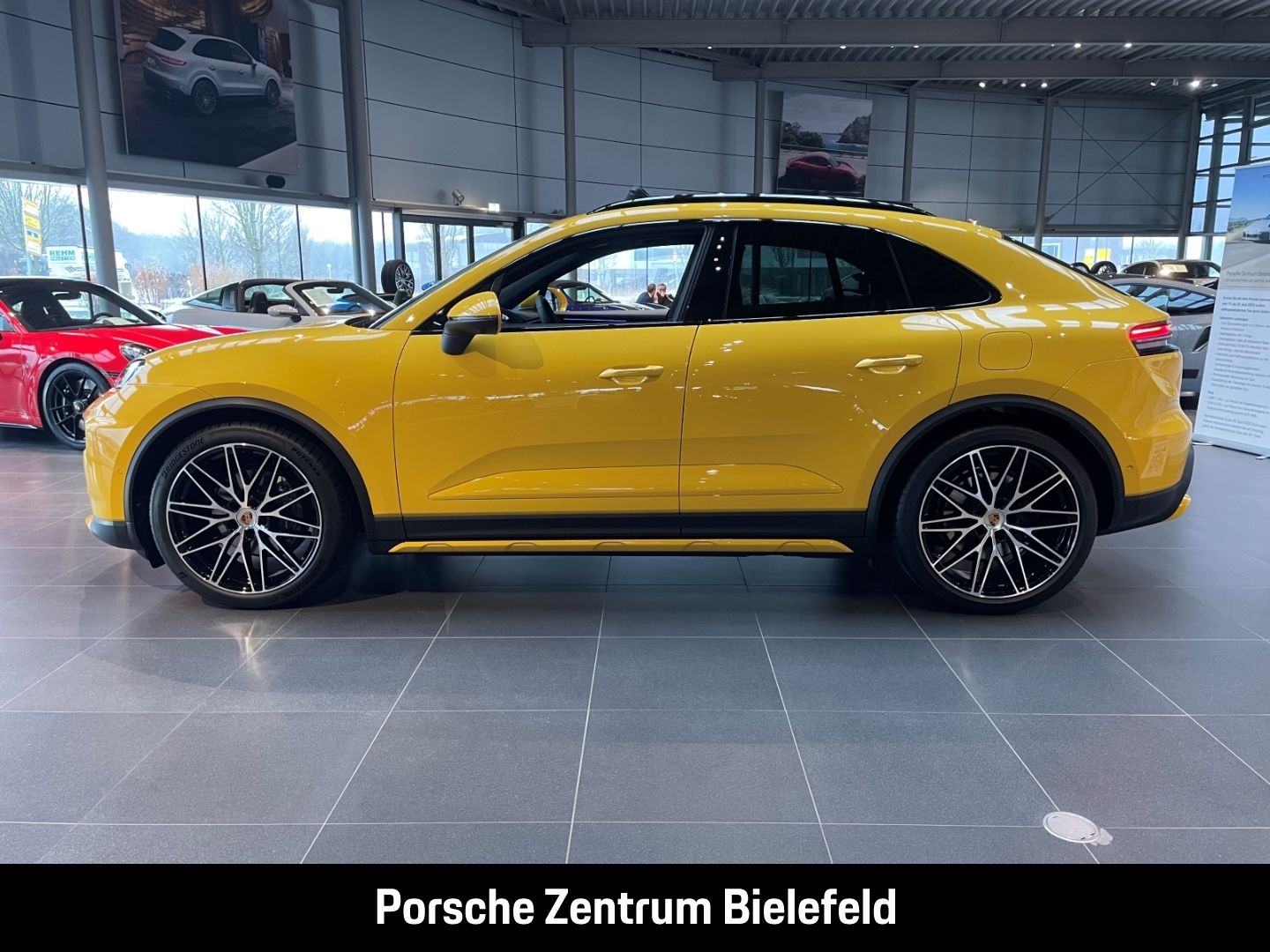 Porsche Macan 4 Offroad-Design LED-Matrix Surround-View