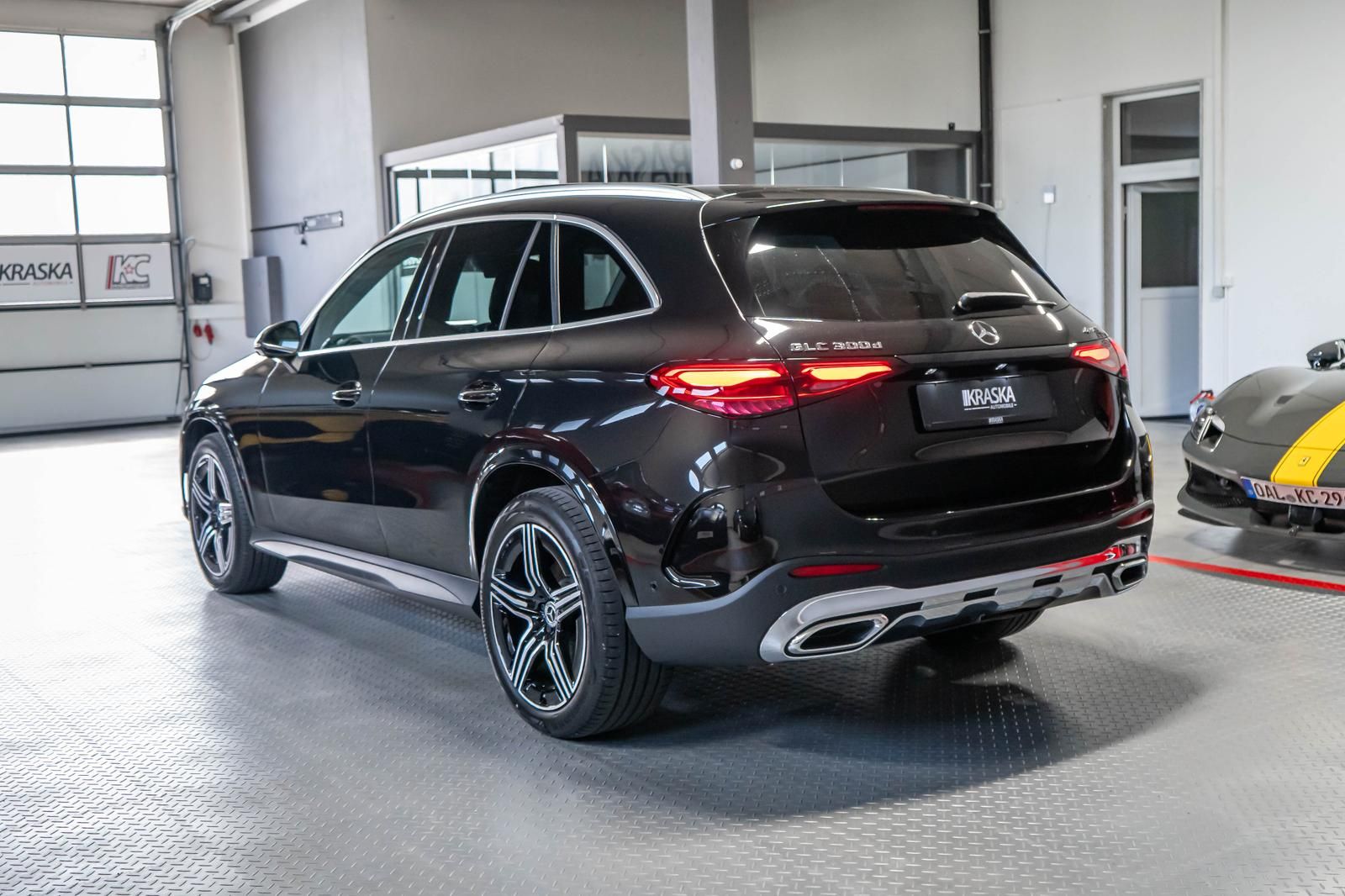 Mercedes-Benz GLC 300d 4M Edition AMG Line AHK HUD PANO SOUND