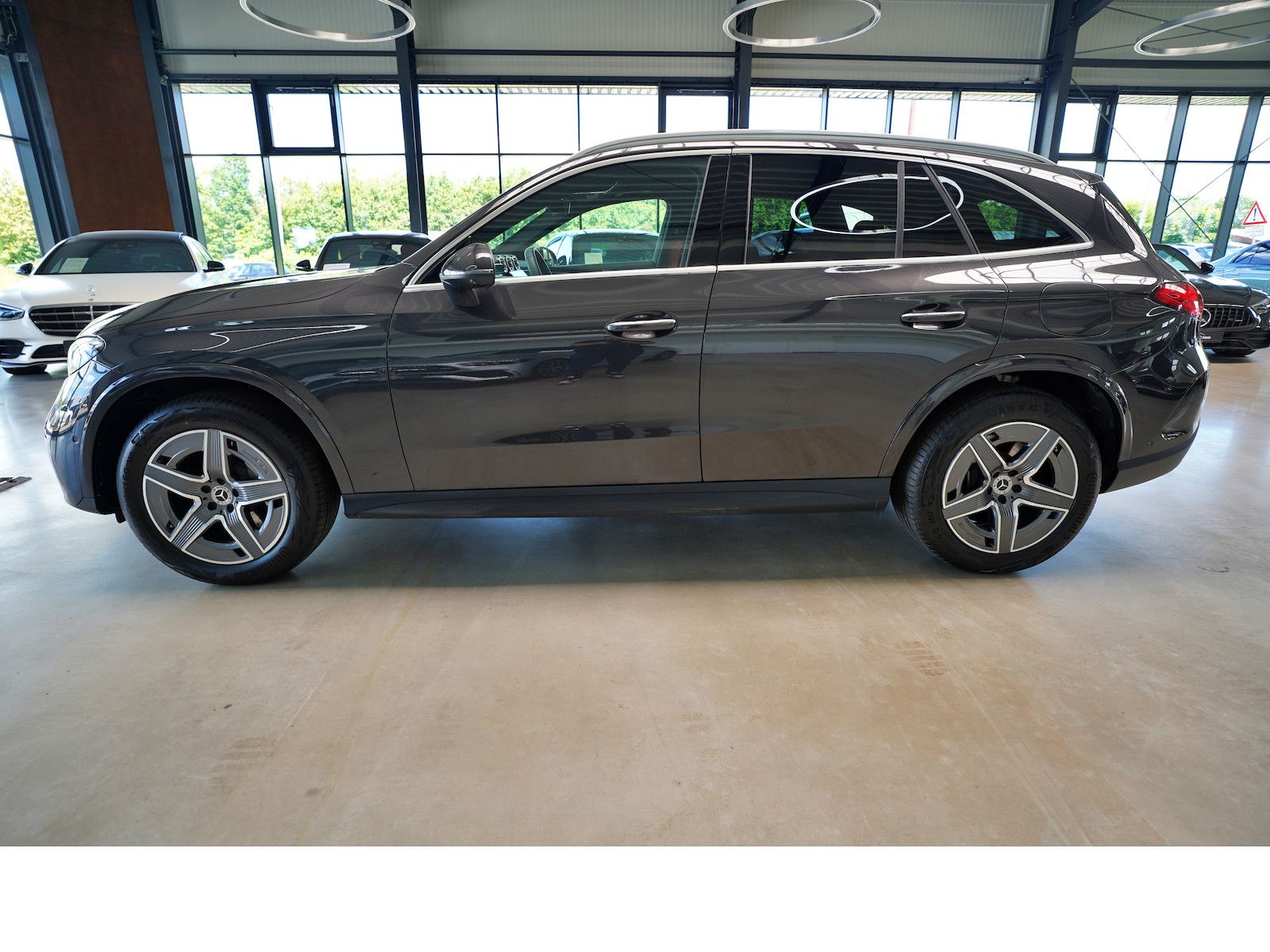 Mercedes-Benz GLC 400 e 4M AMG - Samsaru's Car Outlet