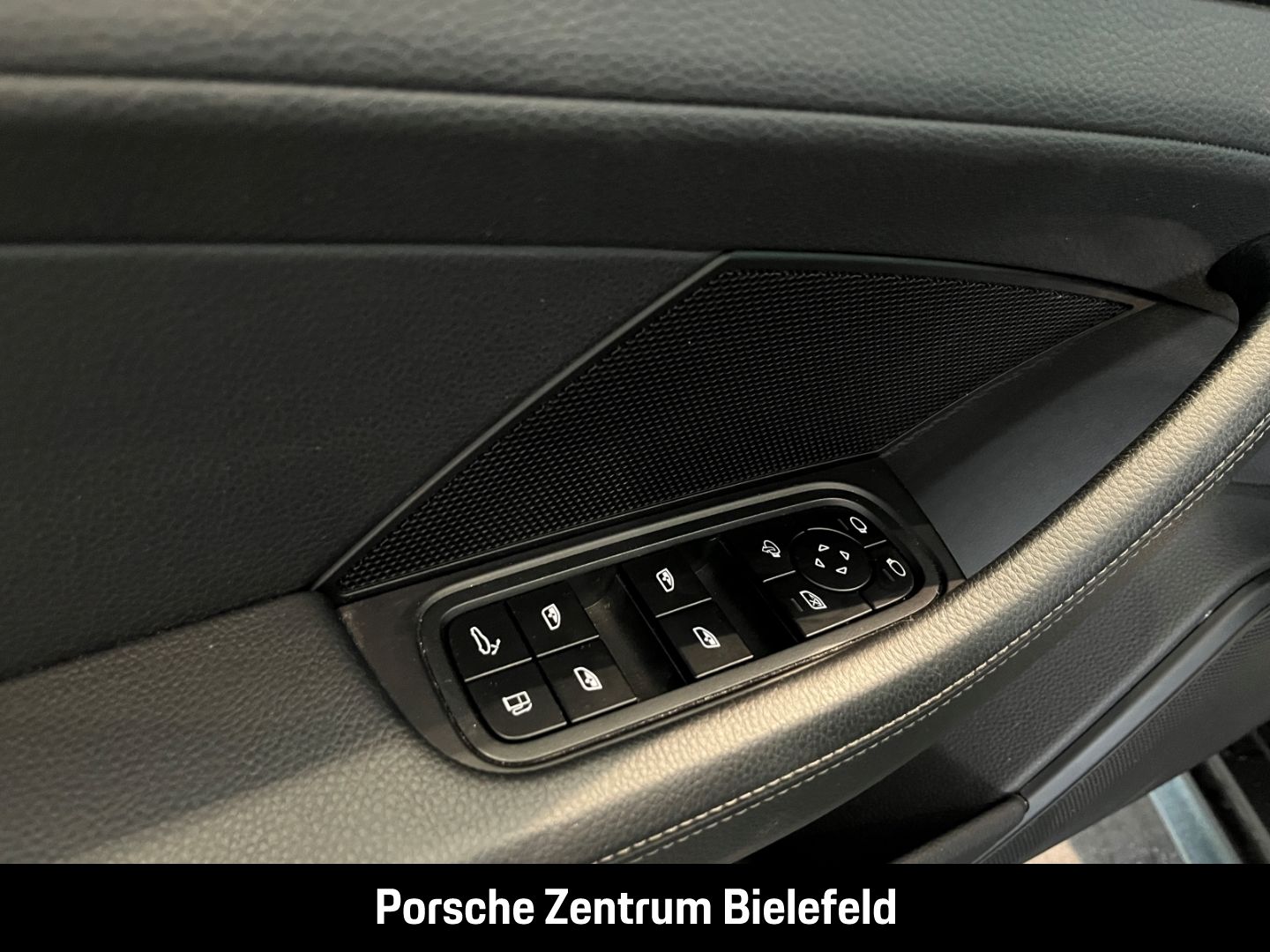 Porsche Panamera 4 E-Hybrid BOSE Panorama Surround-View