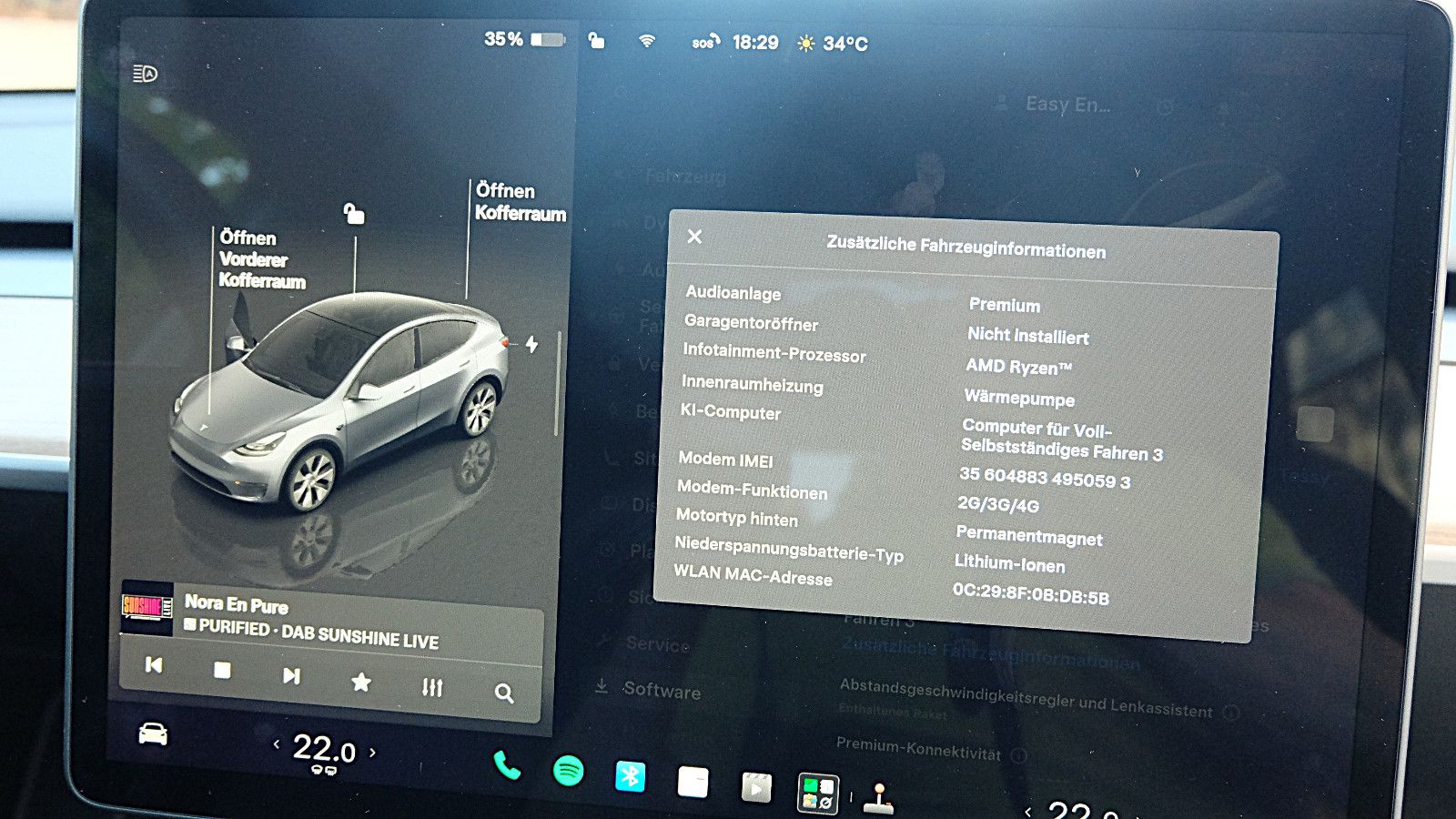 Tesla Model Y Long Range RWD,  Model 2024, Glasdach