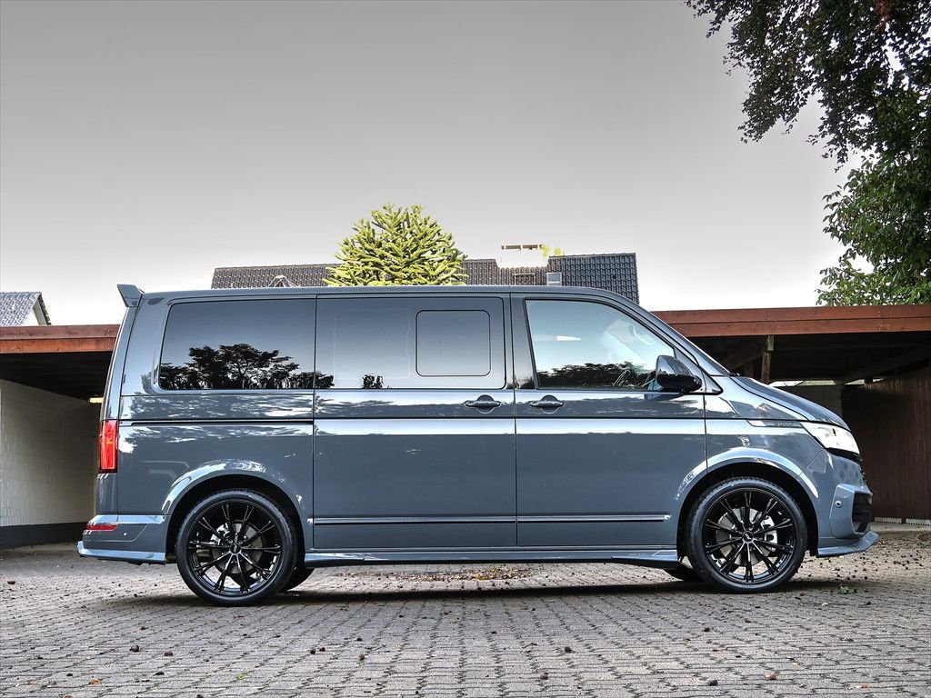 Volkswagen T6.1 Highline DSG 4MOTION - Samsaru's Car Outlet