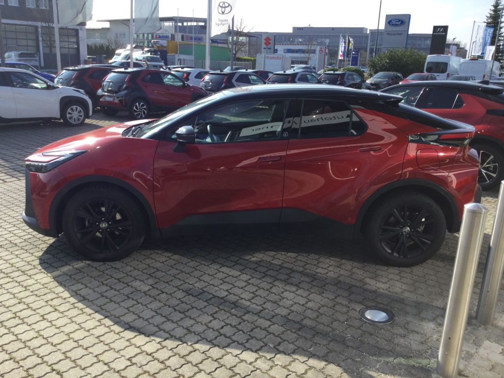 Toyota C-HR 1.8 Hybrid - Samsaru's Car Outlet