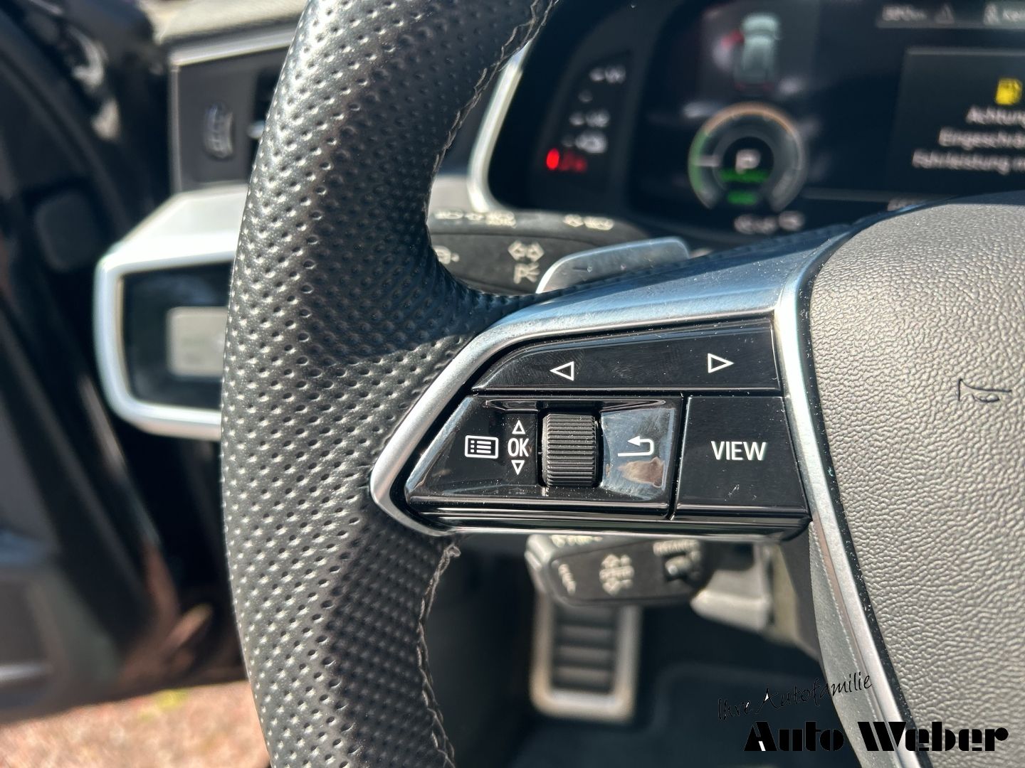 Audi A6 50TFSIe quattro S-line - Samsaru's Car Outlet