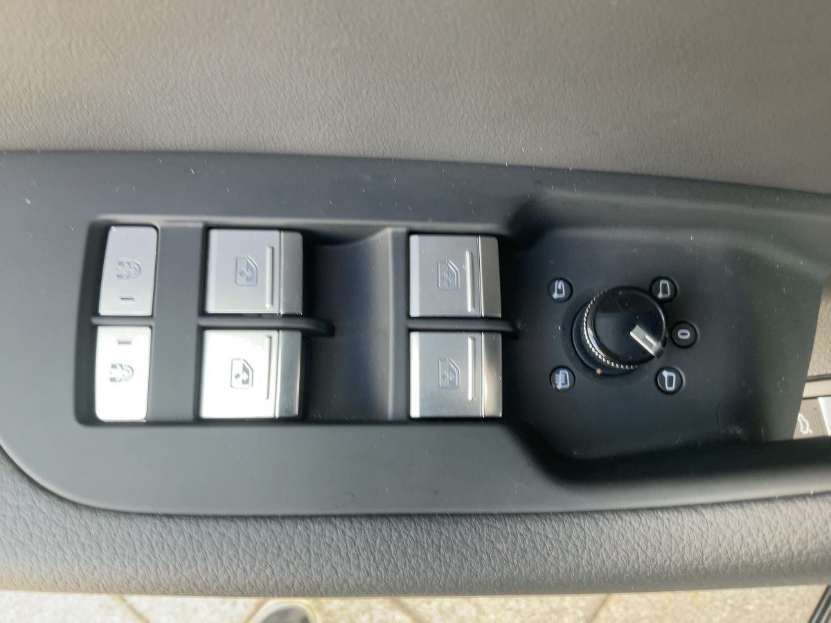 Audi A6 Avant 45 TFSI QU ADVANCED - Samsaru's Car Outlet