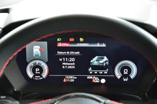 Audi A3 35 2.0 TDI Sportback S line - Samsaru's Car Outlet
