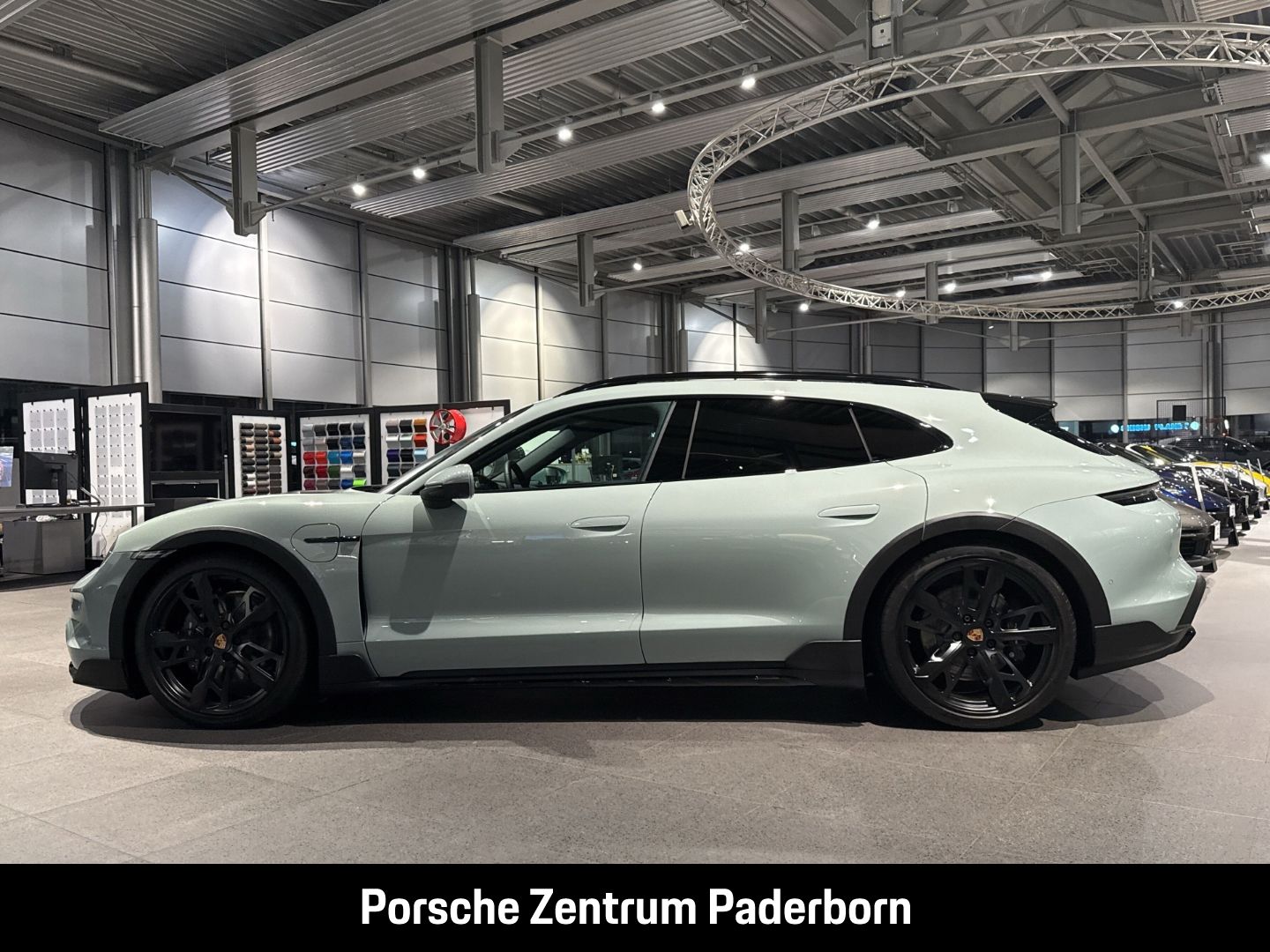 Porsche Taycan 4 Cross Turismo LED-Matrix Surround-View