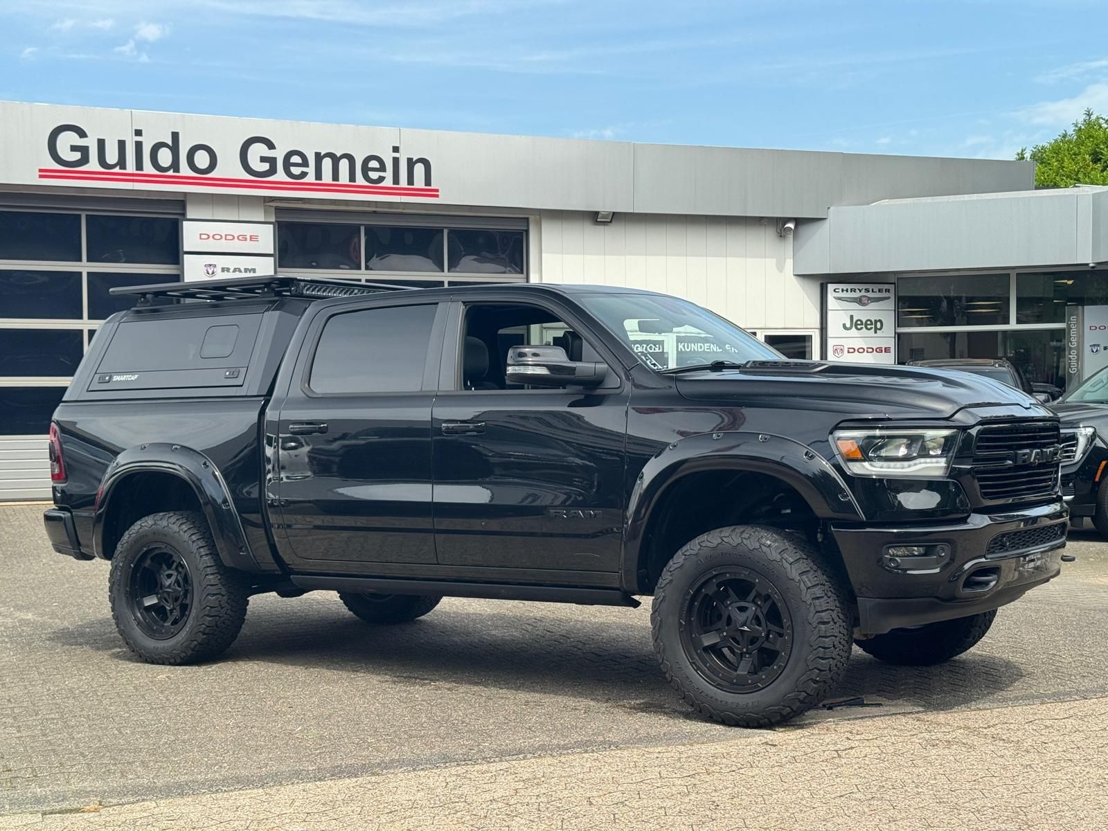 Dodge RAM 5.7 V8 Laramie Night Umbau +LPG +teilb. Heck