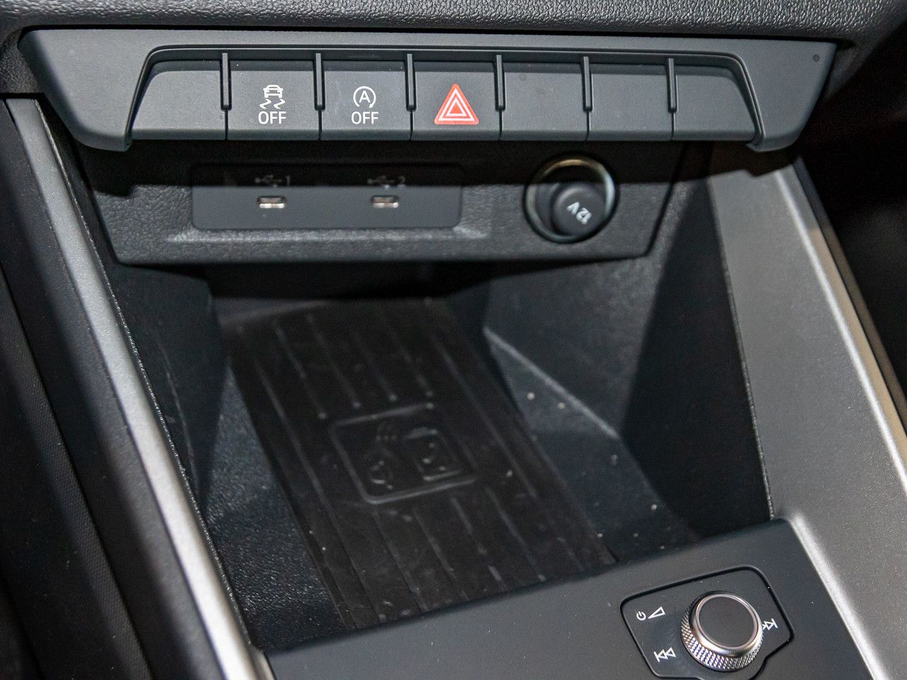Audi A1 Sportback Advanced 25 TFSI S tronic - Samsaru's Car Outlet