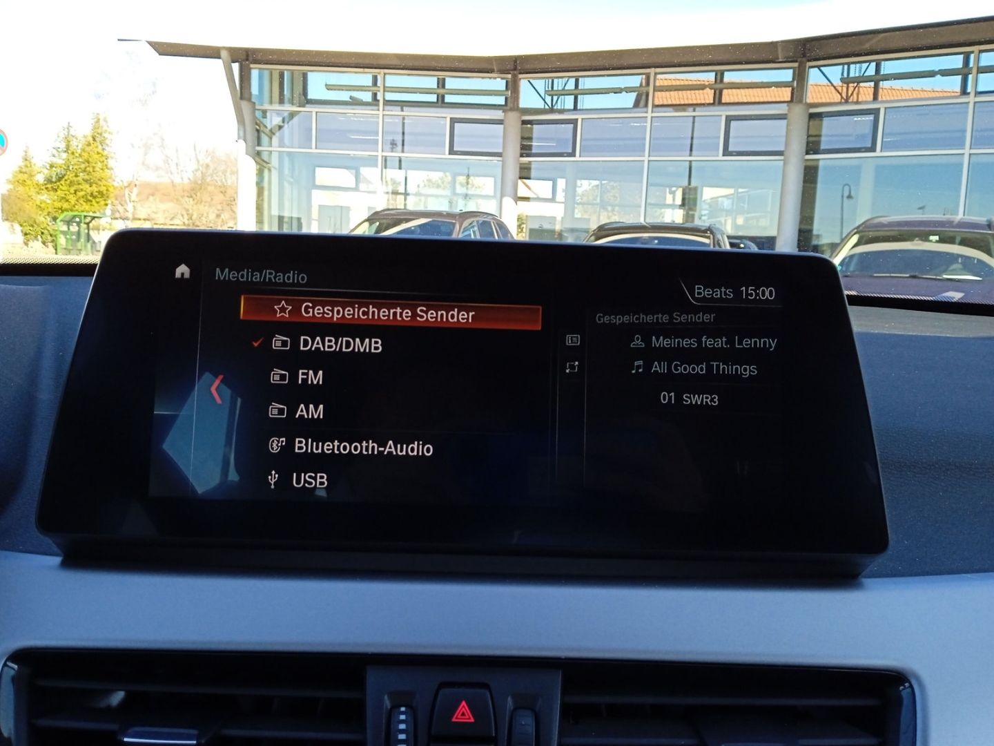 BMW X1 xDrive 20 d Advantage - Samsaru's Car Outlet