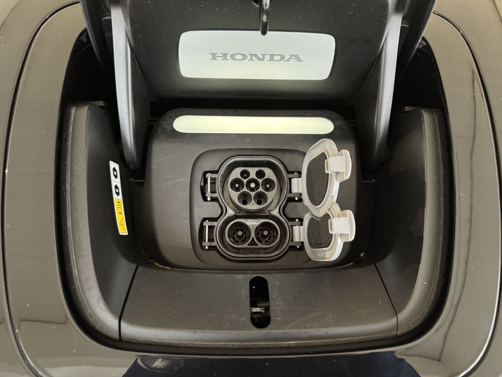 Honda e