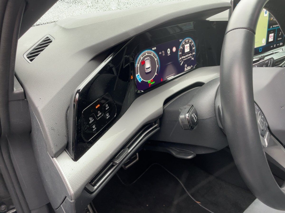 Volkswagen Golf Style APP+DAB+VIRT+ACC+LED+NAVI+PDC+360