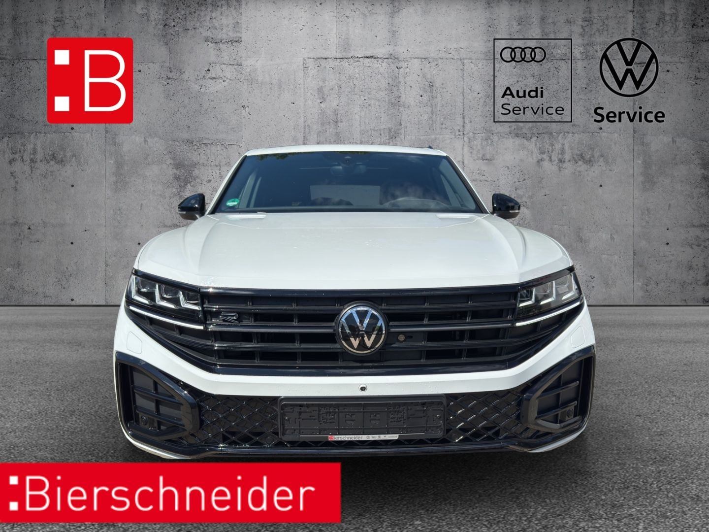 Volkswagen Touareg 3.0 TDI R-Line - Samsaru's Car Outlet