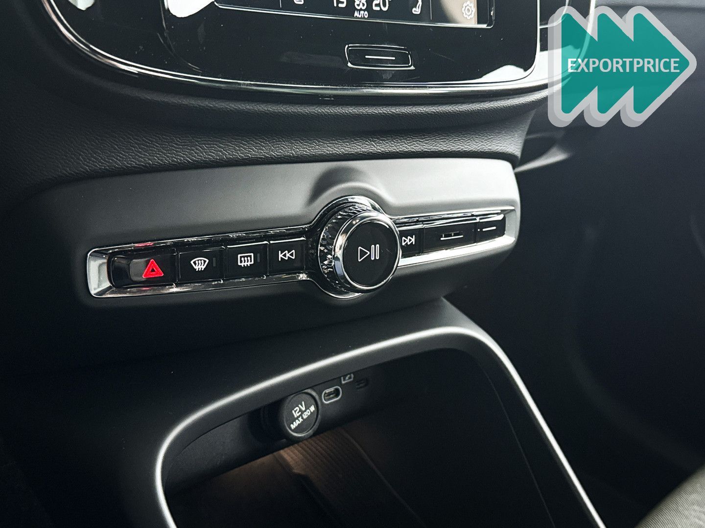 Volvo XC40 B4 Plus Dark | Parkeercamera | Stoel- en St