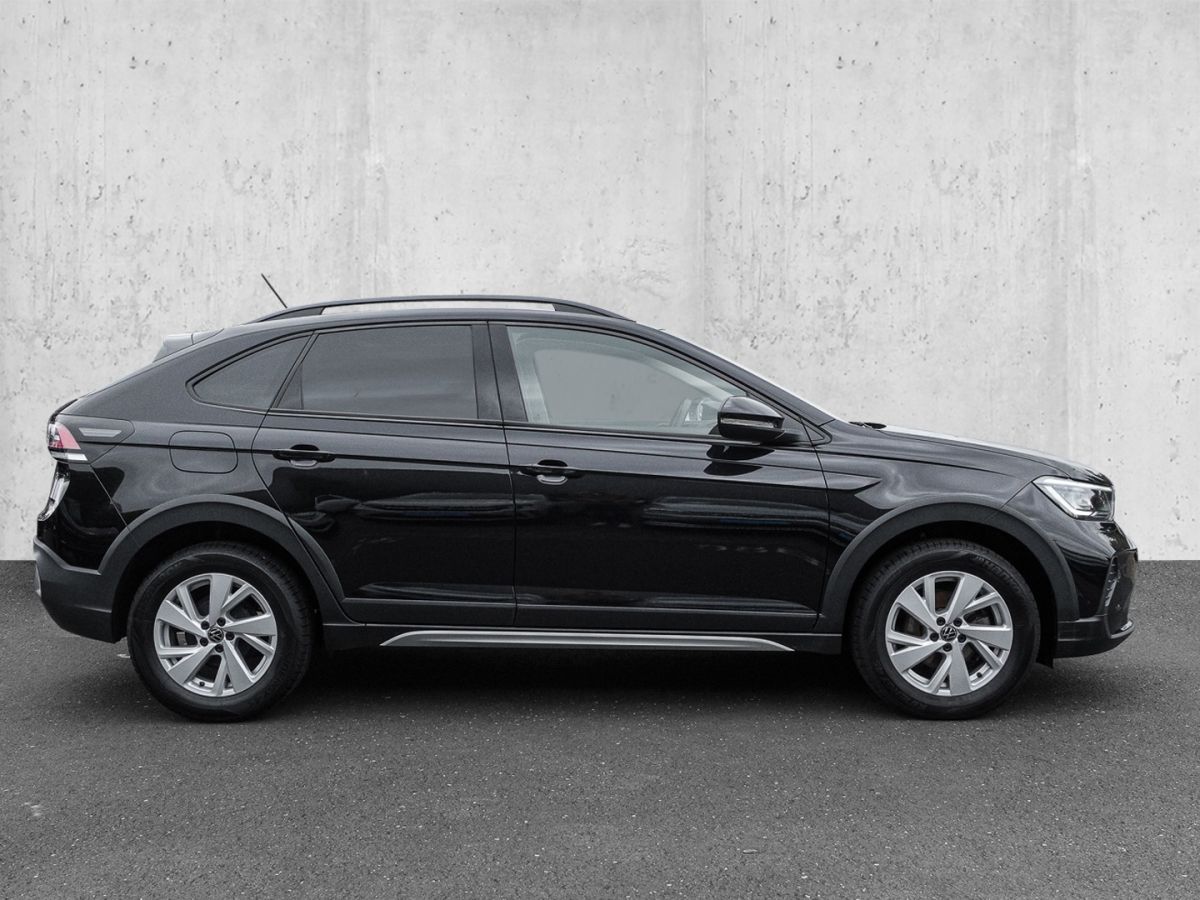 Volkswagen Taigo 1.0 TSI Life - Samsaru's Car Outlet