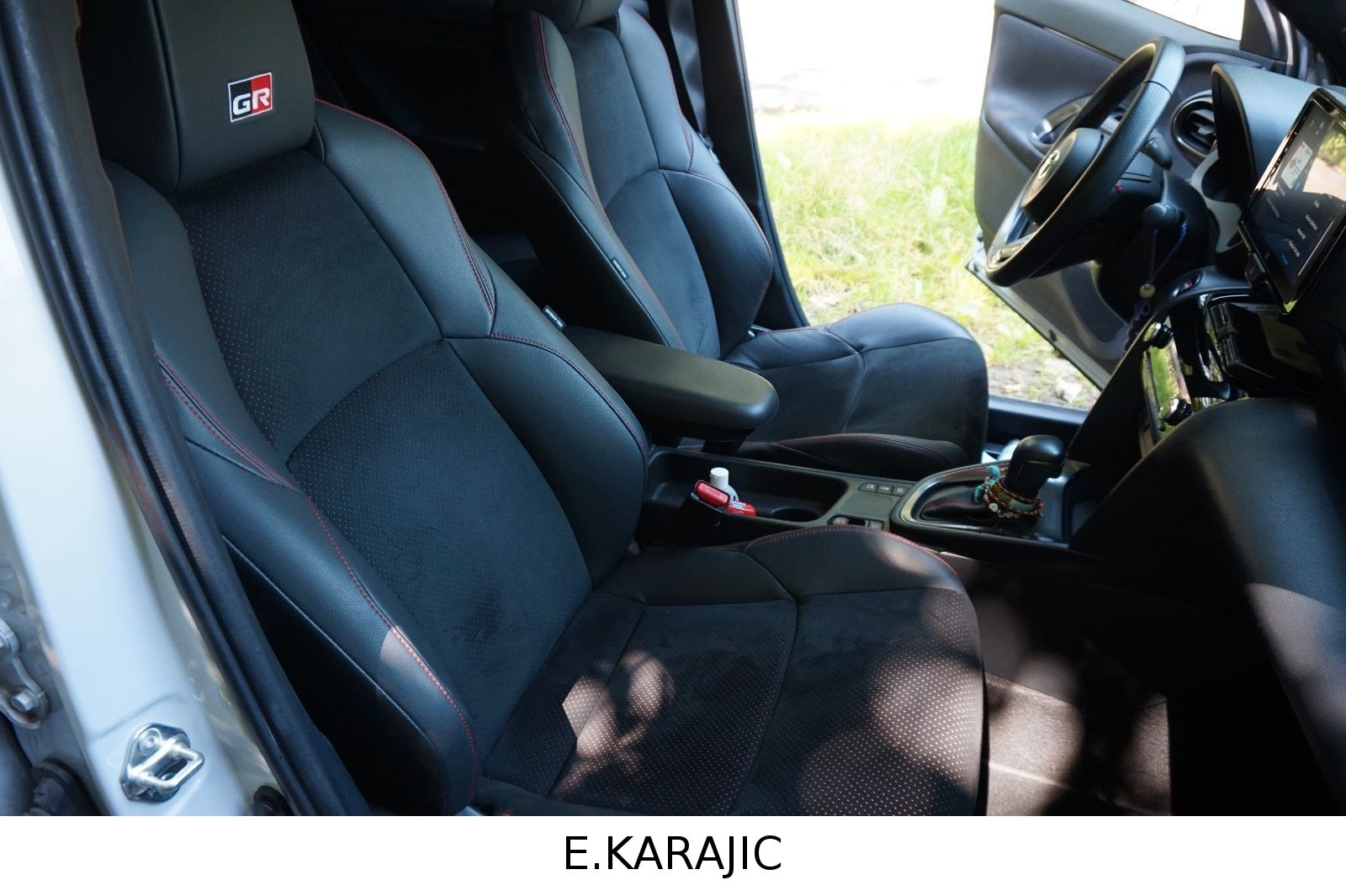 Toyota Yaris Cross Hybrid FWD GR Sport-GARANTIE-SCHECKH
