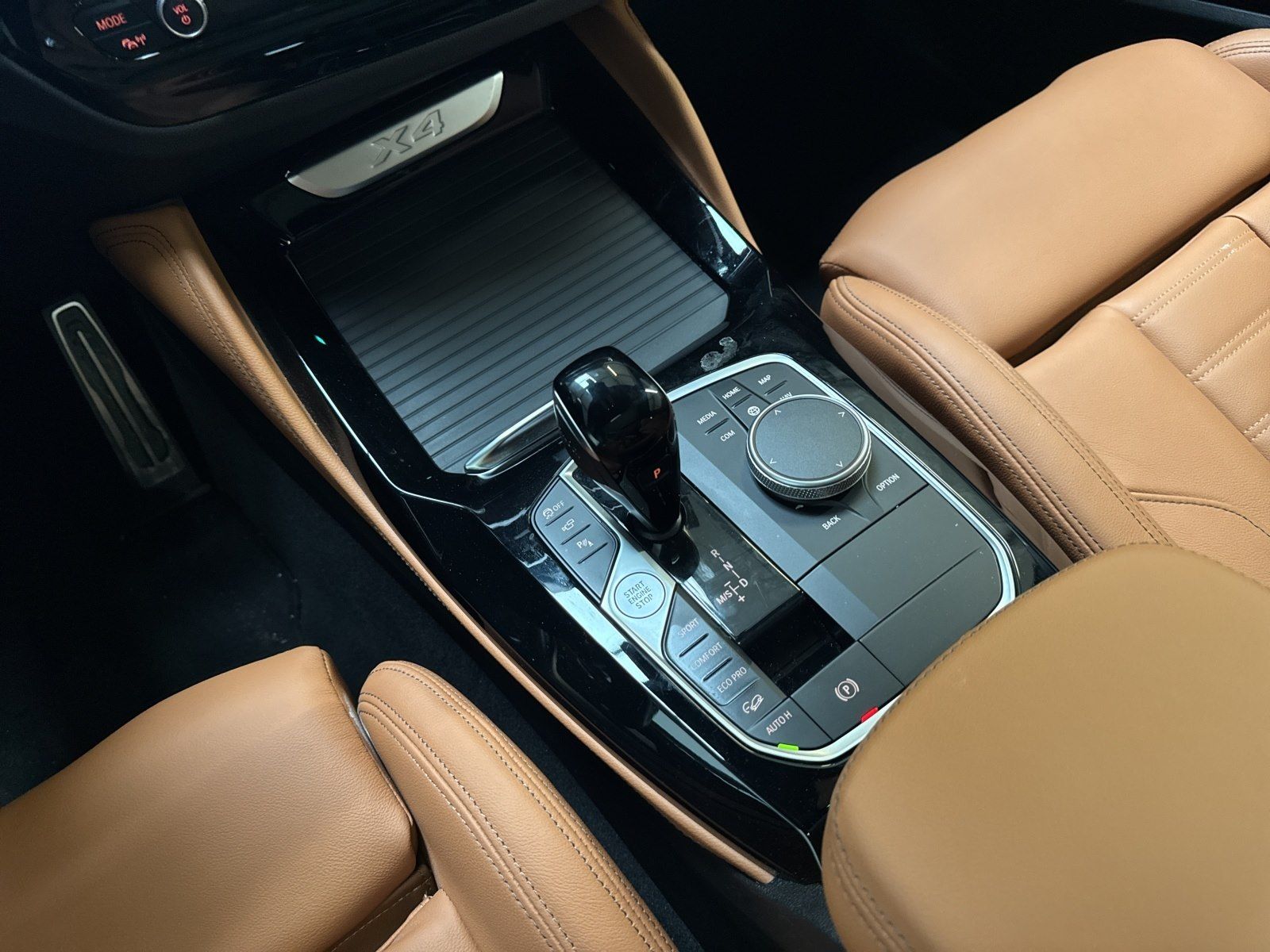 BMW X4 xDrive30d M Sport|AHK|Pano|Head-Up