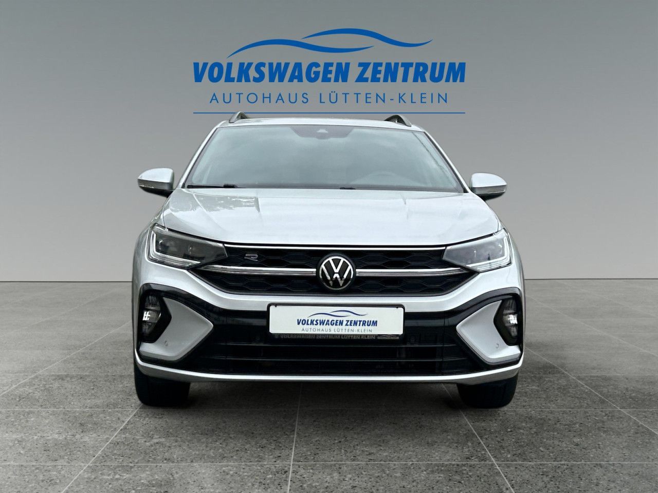 Volkswagen Taigo 1.0 TSI DSG R-Line - Samsaru's Car Outlet