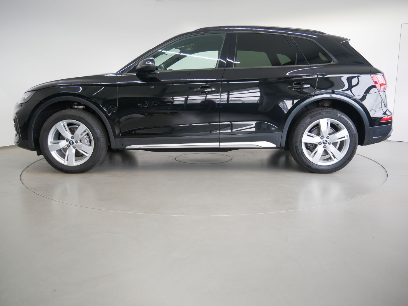Audi Q5 40 TDI quattro S tro. S line LED AHK virt. Co