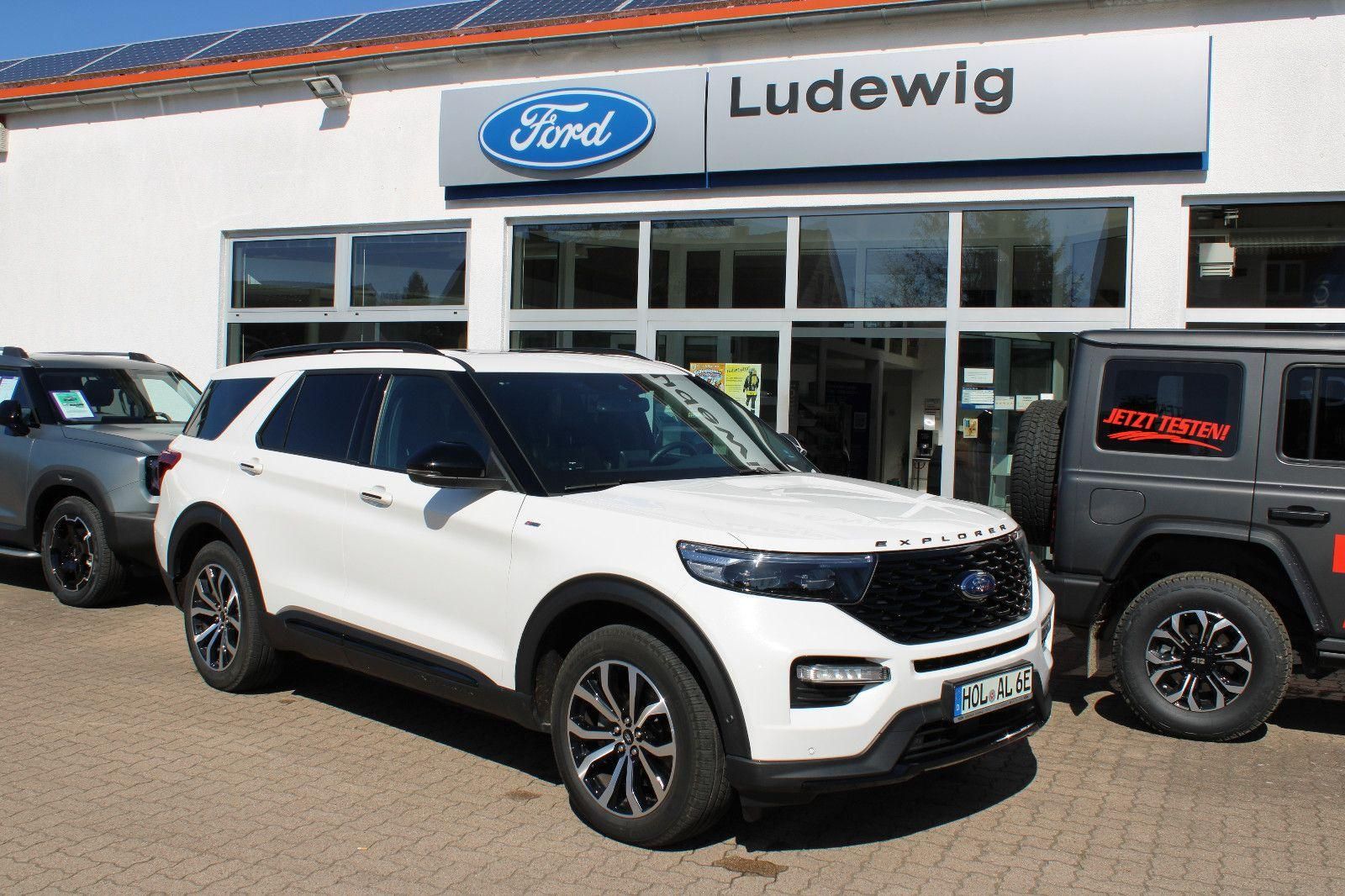 Ford Explorer ST-Line Plug-in-Hybrid 4x4 AHK