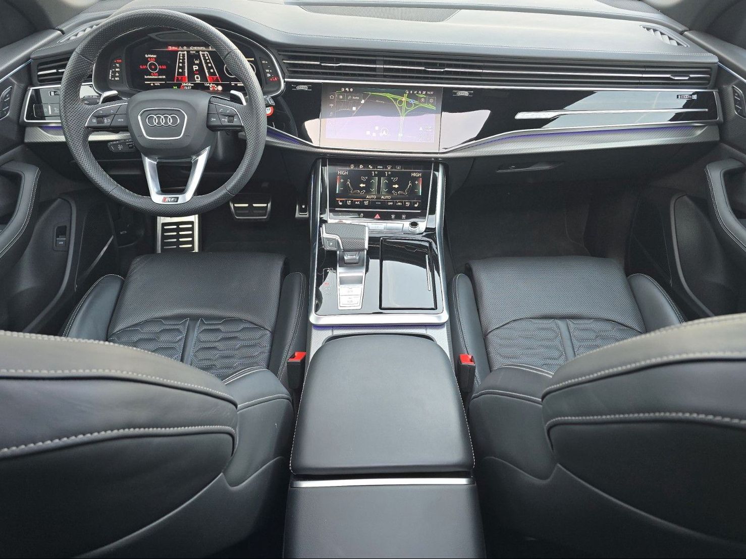 Audi RSQ8 (Massage/Ceramic/360 Kamera)