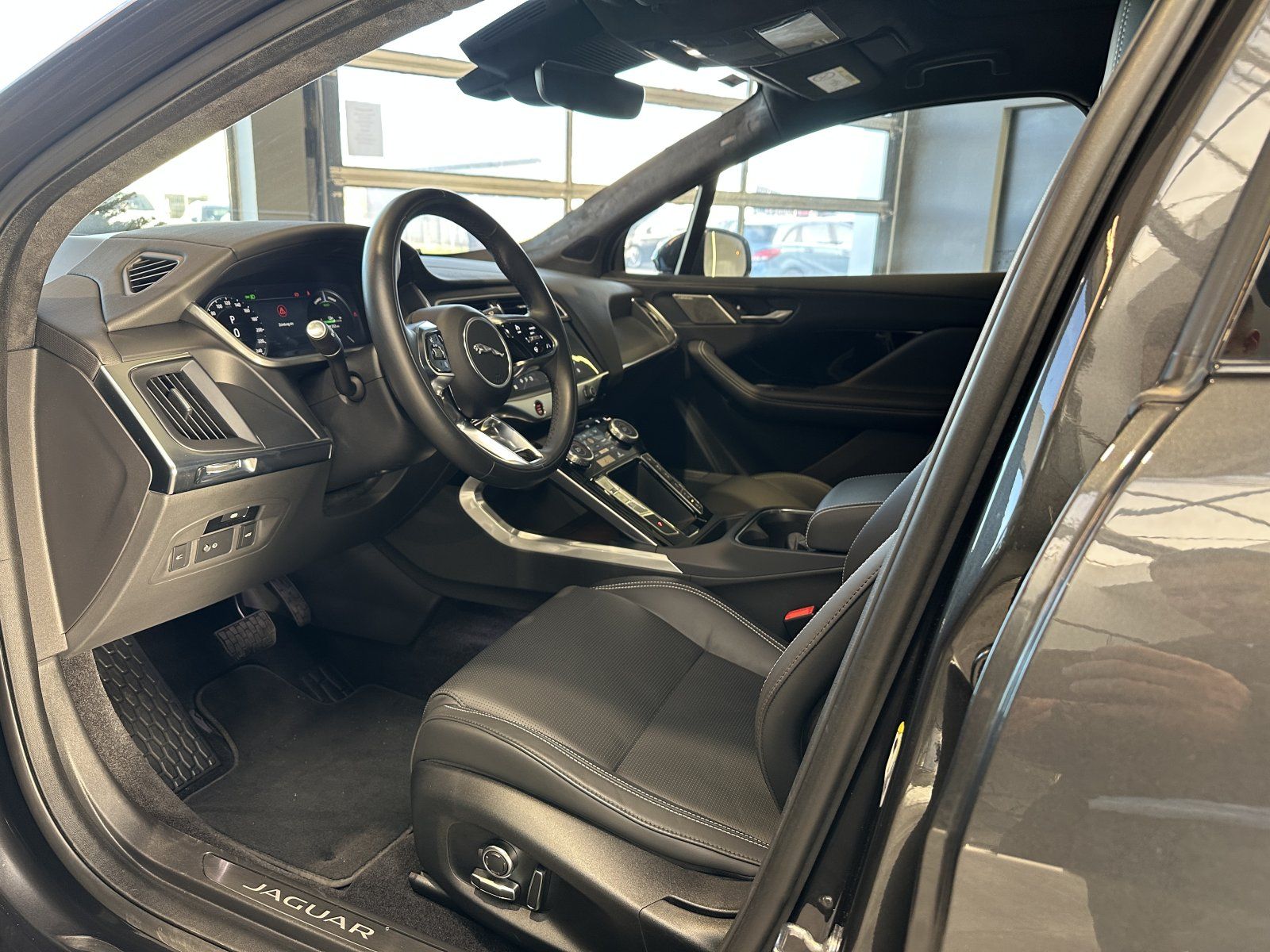 Jaguar I-PACE EV400 R-Dynamic HSE