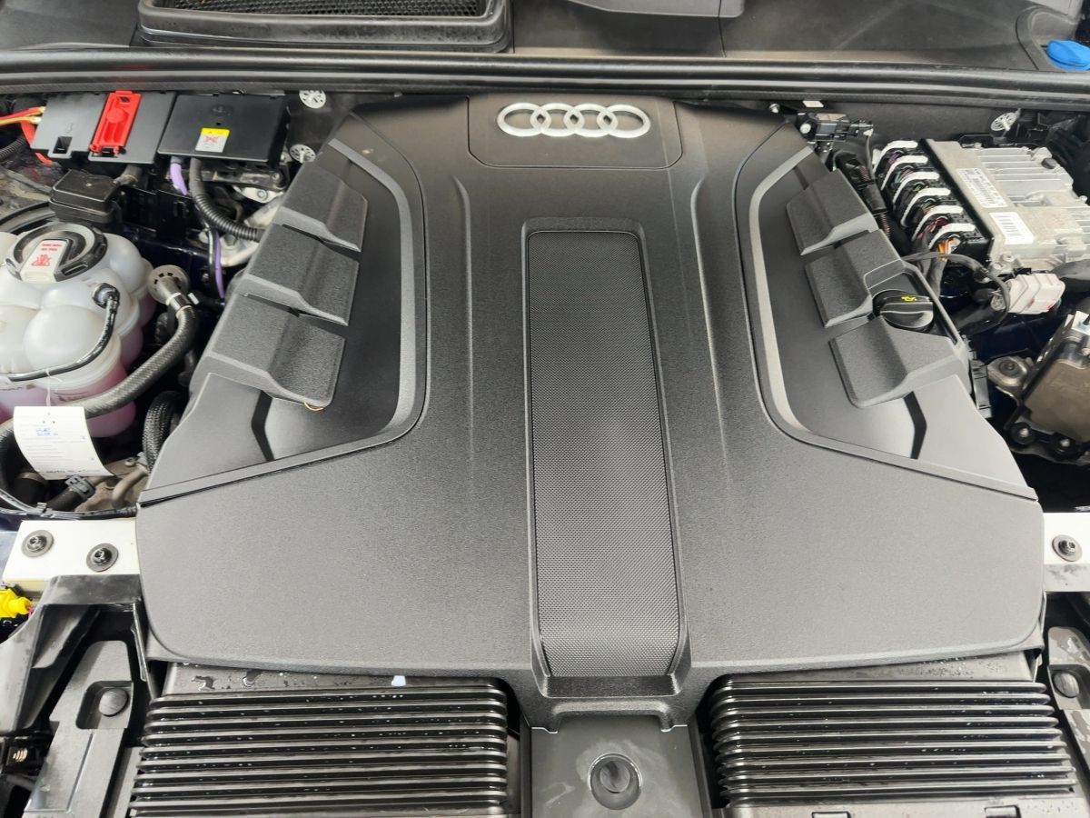 Audi Q7 50 TDI S line qua. AHK ARL B&O HUD Matrix Pan