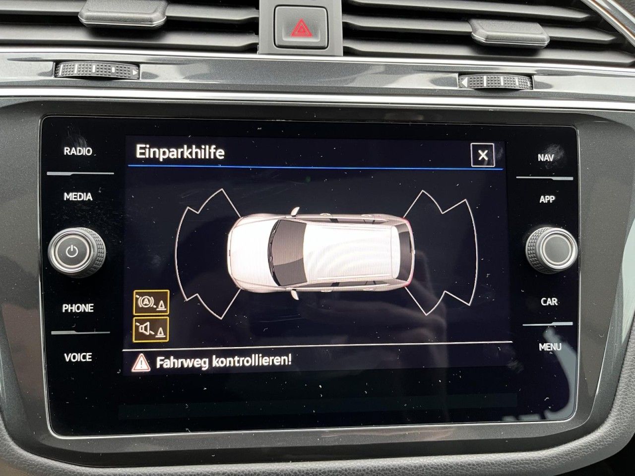 Volkswagen Tiguan 2,0 TDI DSG 4Motion Elegance (Navi+AHK+AC
