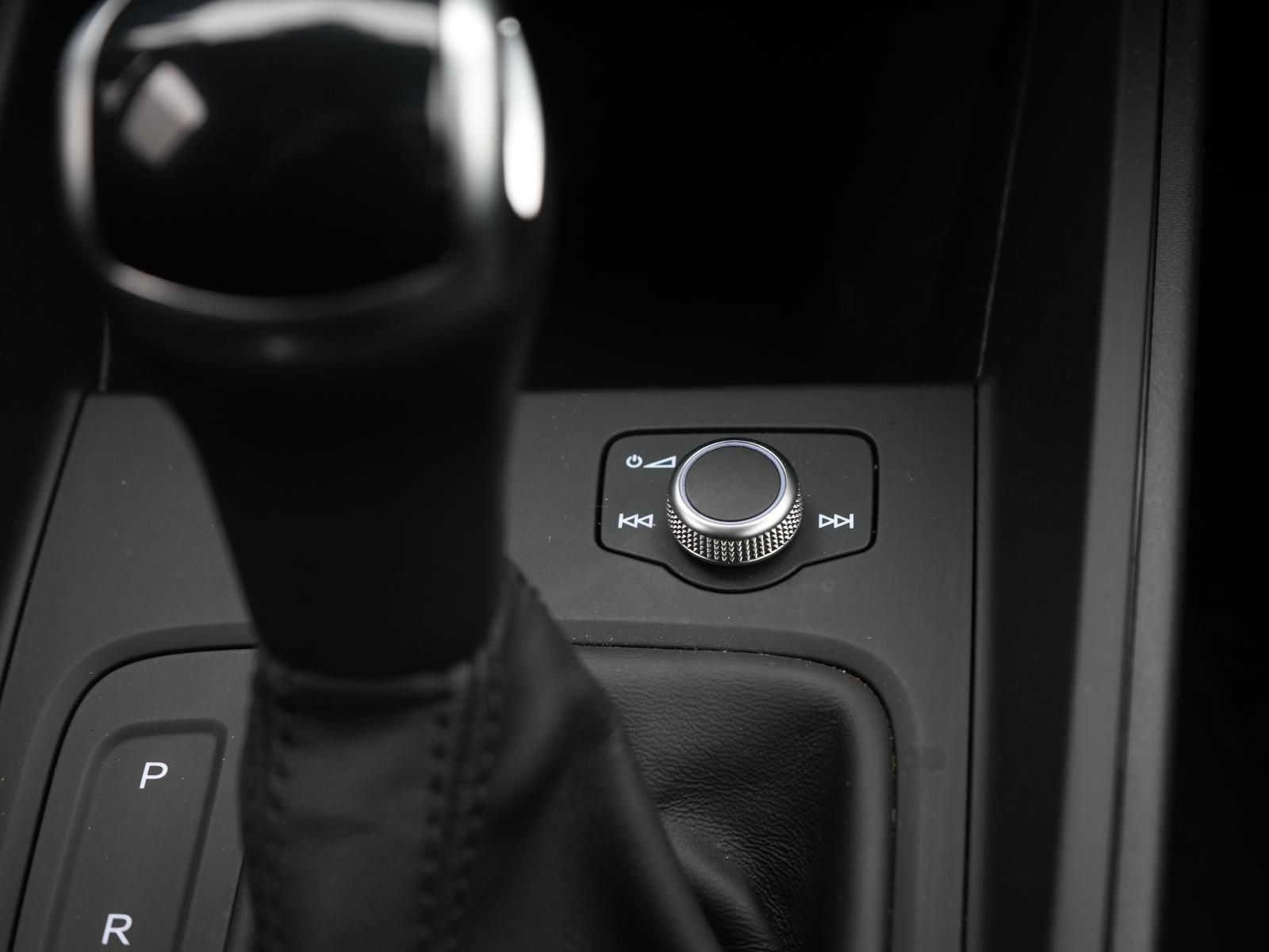 Audi A1 30 TFSI S line,TEMPO,APP,NAVI,SPURH,SHZ,PDC