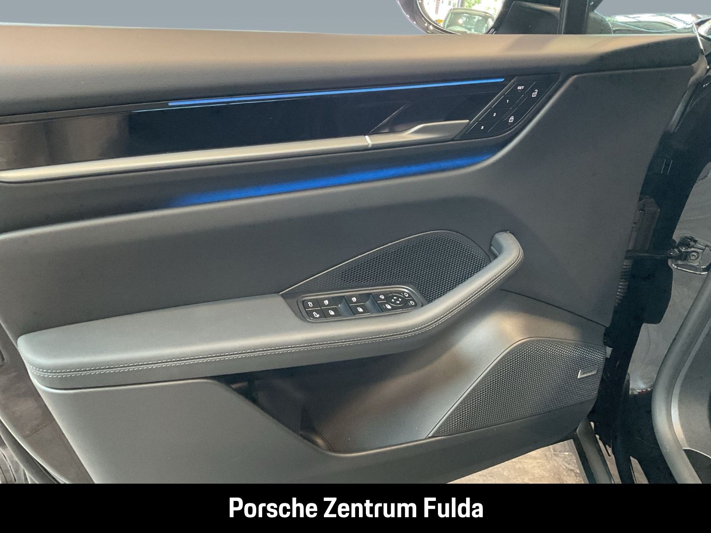 Porsche Macan 4S BOSE LED-Matrix Panorama Surround-View