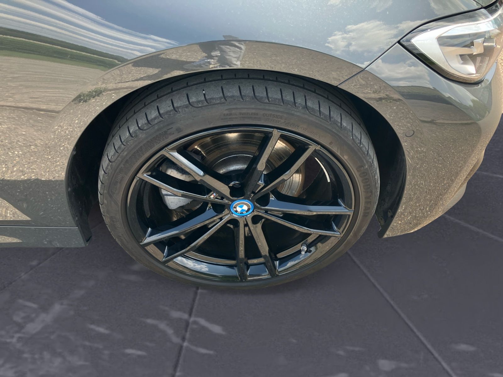 BMW 320e M Sport Automatik - Samsaru's Car Outlet