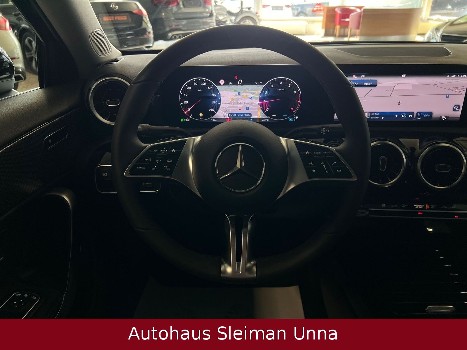 Mercedes-Benz A 180 A -Klasse - Samsaru's Car Outlet