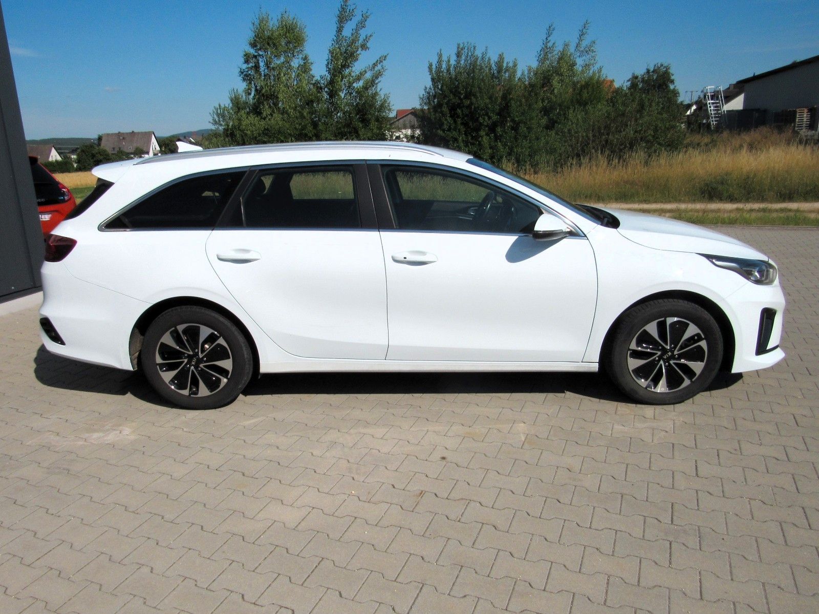 Kia Ceed Sportswagon 1.6 PHEV Spirit - Samsaru's Car Outlet