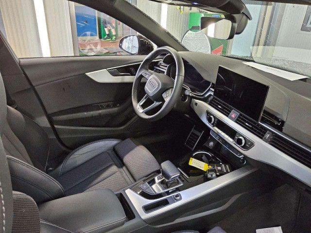 Audi A4 Avant 35 TDI S tronic S line - Samsaru's Car Outlet